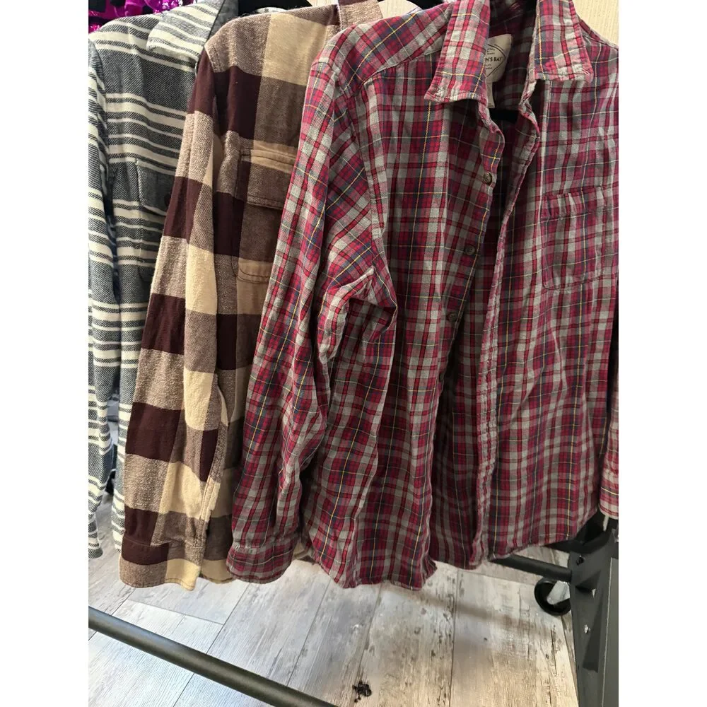 3 Pack Lot Medium Flannel Shirts - Picture 2 of 2